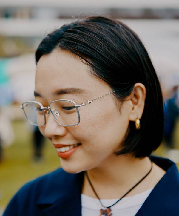 【関西おしゃれママ＆パパスナップ】今どきの“盛れる”メガネ7選 | HugMug