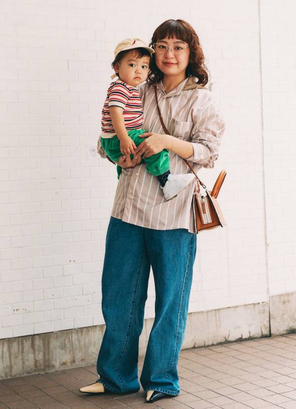 やっぱり「海外子ども服」がかわいい！ グリーンのスウェットパンツがアクセント役 | HugMug