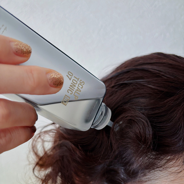 【30代】印象アップの鍵は髪！頭皮環境改善＆ツヤ見えヘアアイテム3選 | HugMug