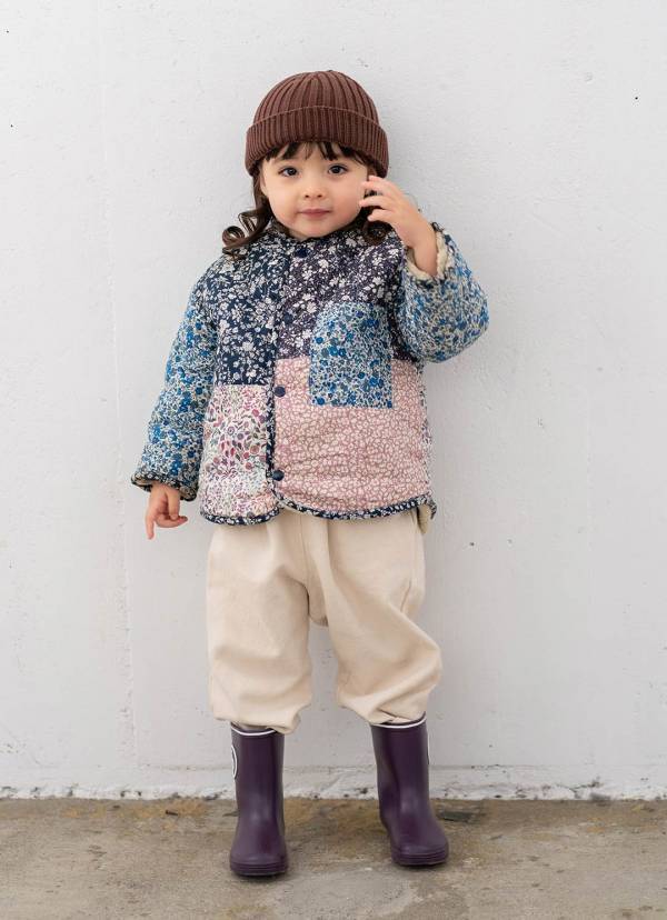 【アウター】花柄・刺繍のアウターが可愛い！ 冬のおしゃれファミリースナップ | HugMug