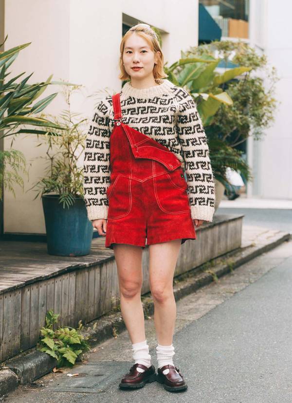 古着MIXでおしゃれ度爆上げ！ サロペットリンクした冬のファミリーコーデ | HugMug