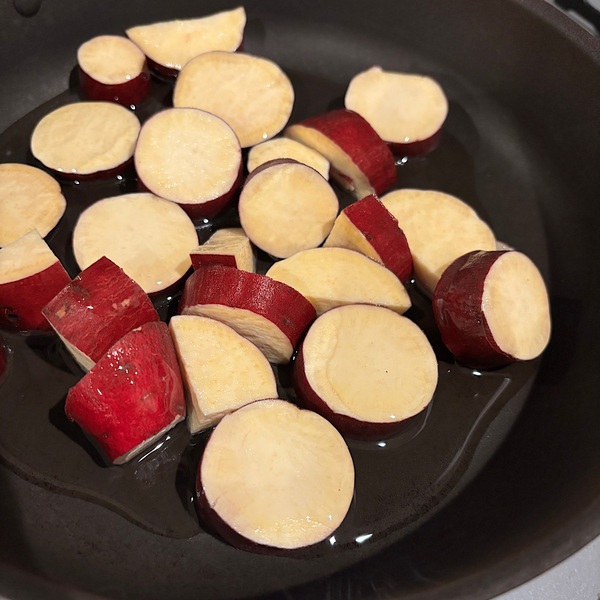 材料はたったの4つ！15分でできる超簡単【大学芋】のつくりかた | HugMug