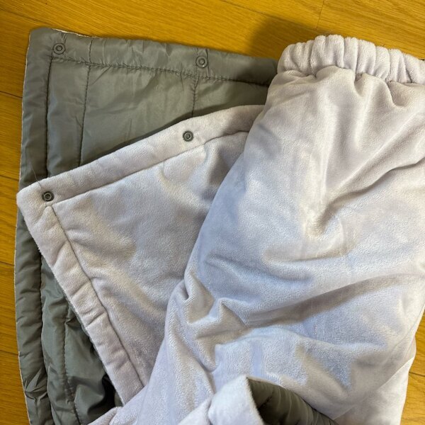 お気に入り登録2000件越え！【3COINS】4wayブランケットが万能すぎる | HugMug