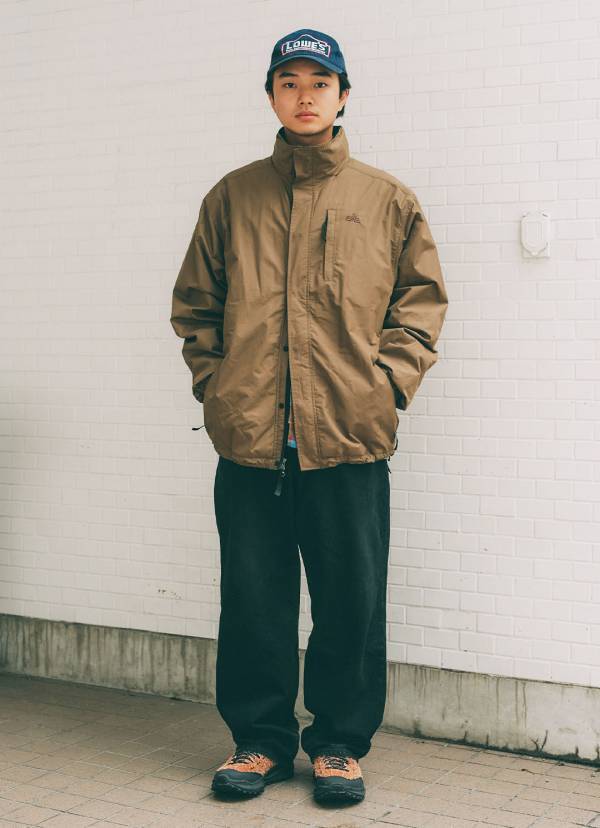 異素材レイヤードのバランスが神！ヴィンテージMIXで技ありコーデ | HugMug