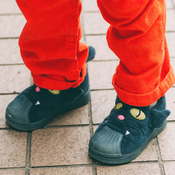 異素材レイヤードのバランスが神！ヴィンテージMIXで技ありコーデ | HugMug