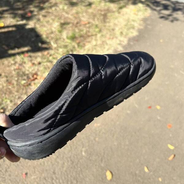 まるでSUBU!?【ワークマン】1,780円で買えちゃうあったかスリッポンが優秀すぎた | HugMug