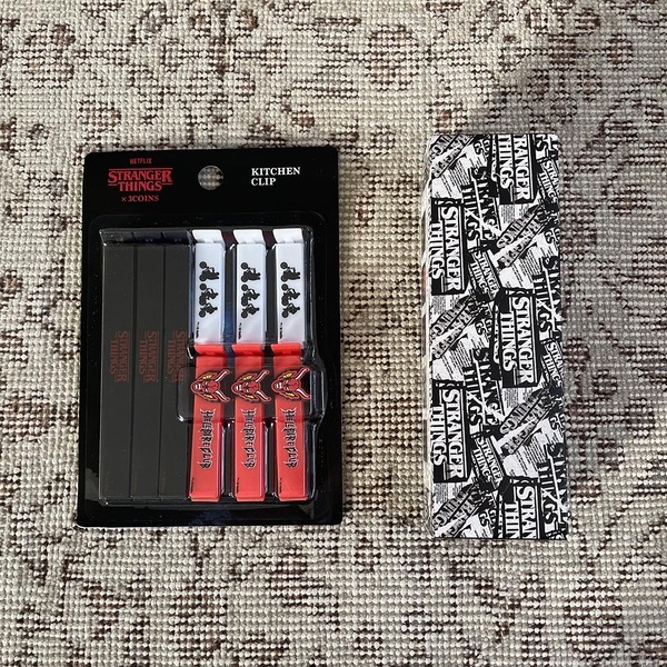 完売続出！3COINSのストレンジャー・シングス グッズが日常使いできるアイテム勢揃い！ | HugMug