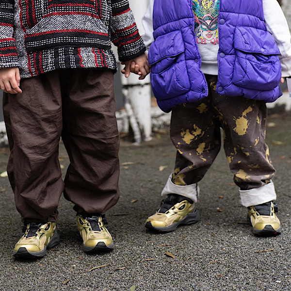 キッズ展開あったの！？【ホーキンス】のキッズスニーカーが大流行の予感！ | HugMug