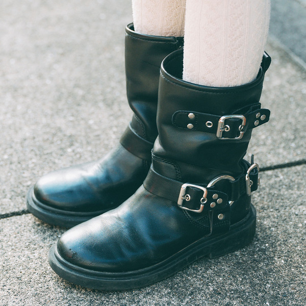 あったか暖色アウターで夫婦リンク♪ アウトドア×シティで即こなれ見え  | HugMug