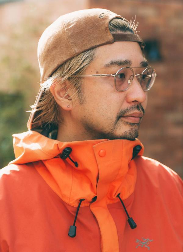 あったか暖色アウターで夫婦リンク♪ アウトドア×シティで即こなれ見え  | HugMug