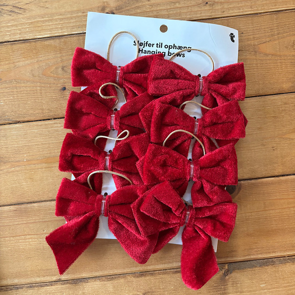 【200円台から揃う】フライングタイガーのクリスマスグッズが可愛すぎて爆買い！ | HugMug