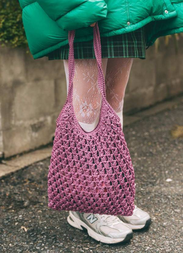 『ユニクロ』でおしゃれ親子コーデ。チェック×ヴィヴィットカラーを仲良しシェア | HugMug