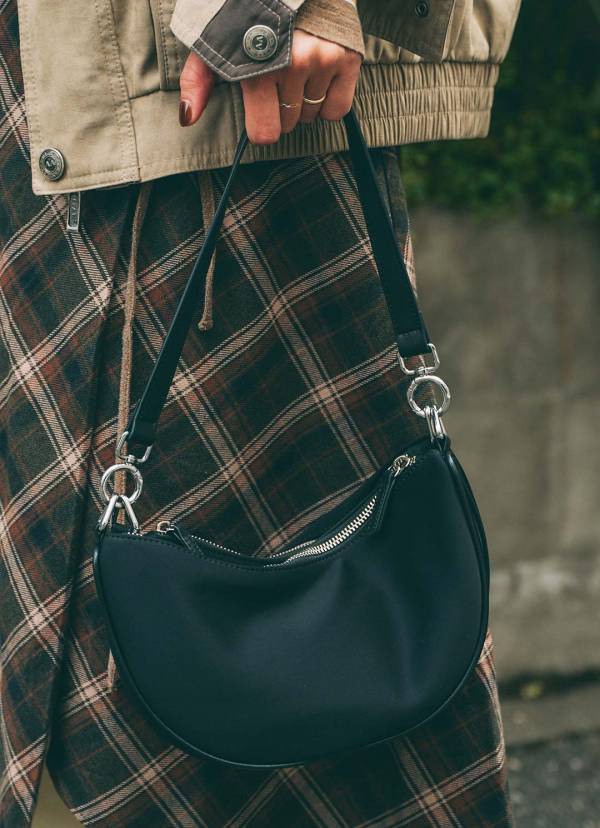 おしゃれファミリーのプチプラMIX術！ ママのニットアレンジテクも必見 | HugMug