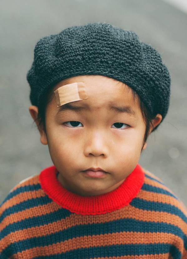 おしゃれファミリーのプチプラMIX術！ ママのニットアレンジテクも必見 | HugMug