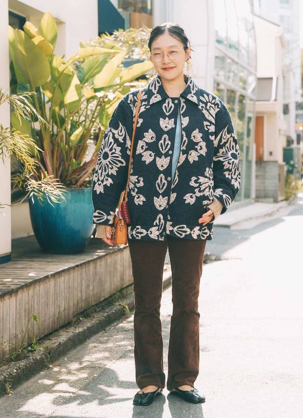 古着MIXでおしゃれ度爆上げ！洗練ネイビーをシェアした冬のファミリーコーデ | HugMug