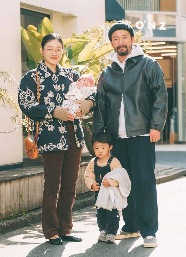 古着MIXでおしゃれ度爆上げ！洗練ネイビーをシェアした冬のファミリーコーデ | HugMug