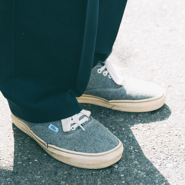 古着MIXでおしゃれ度爆上げ！洗練ネイビーをシェアした冬のファミリーコーデ | HugMug