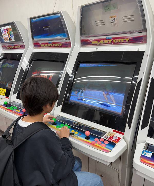 子連れ大阪【新世界】が最高！ 串カツ・通天閣滑り台・釣り体験で1日満喫 | HugMug