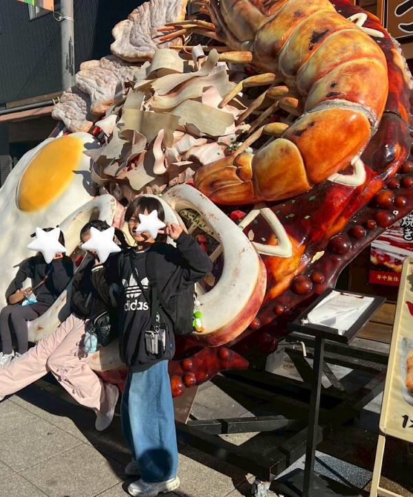 子連れ大阪【新世界】が最高！ 串カツ・通天閣滑り台・釣り体験で1日満喫 | HugMug