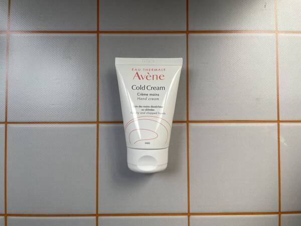 【40代ママ愛用】シュッとひと吹き！簡単・時短！！乾燥対策アイテム３選 | HugMug