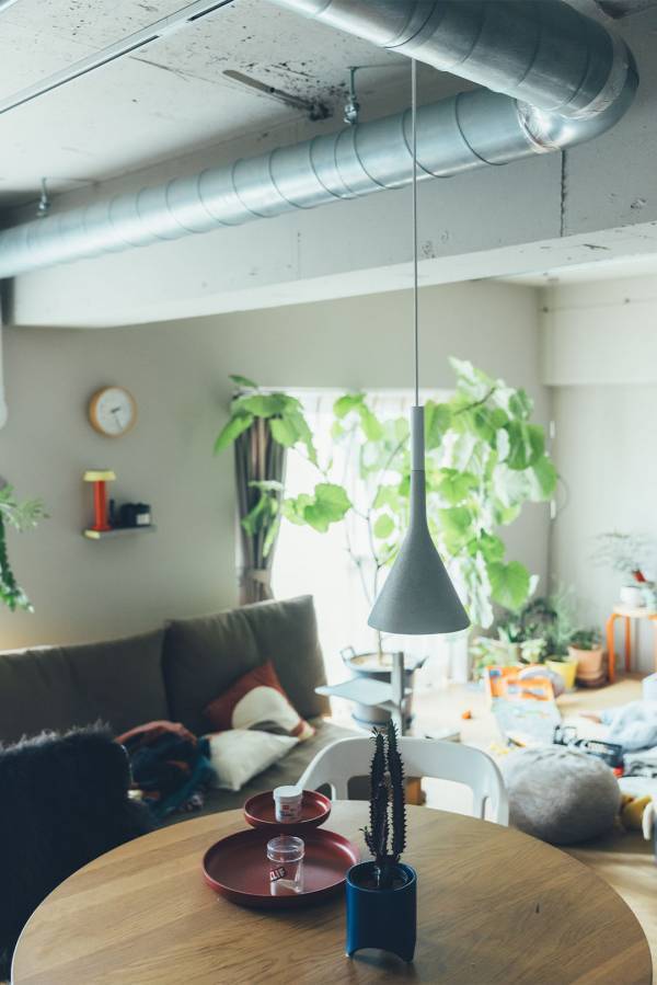 センスのいい家族が暮らす家【vol.21 モダンとぬくもりが融合する家・小松岳さん、木綿さん邸】 | HugMug