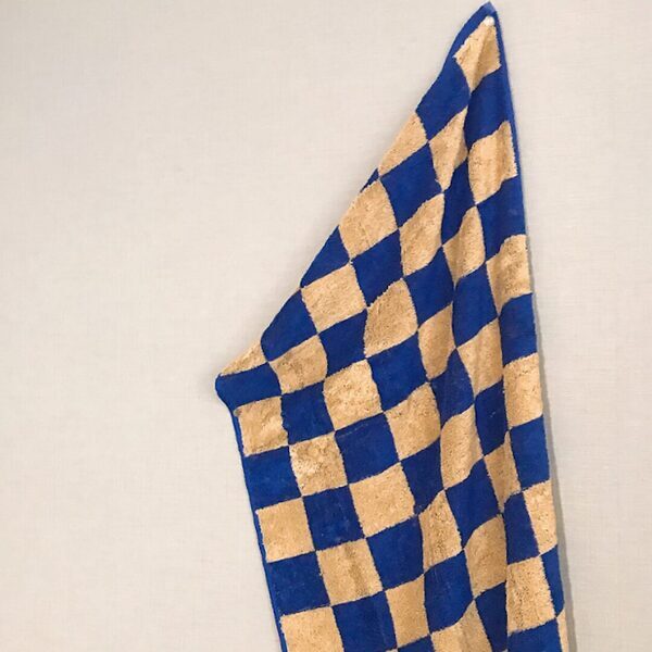 330円なのに高見え！ Standard Productsの新作柄タオルが売り切れ続出中 | HugMug