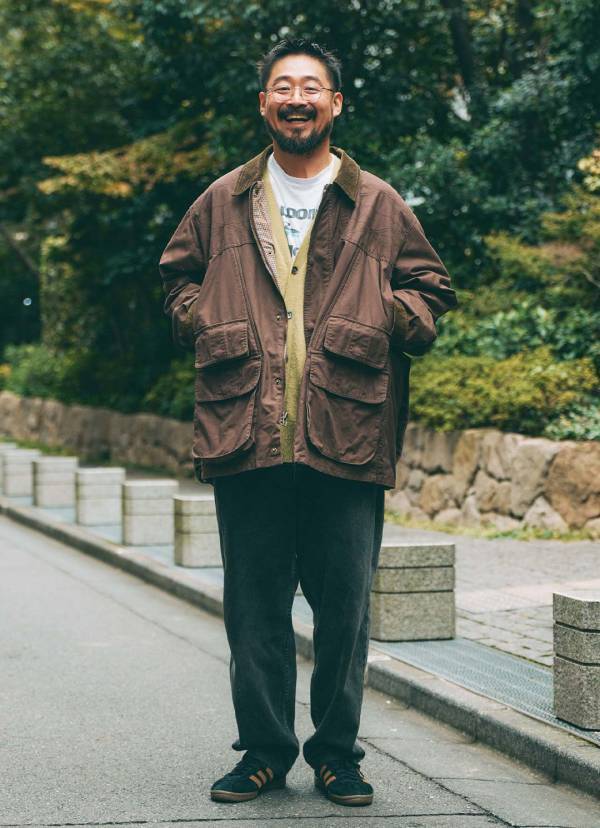 夫婦で旬なブラウンをシェア！  ヴィンテージMIXでこなれ感を加速 | HugMug