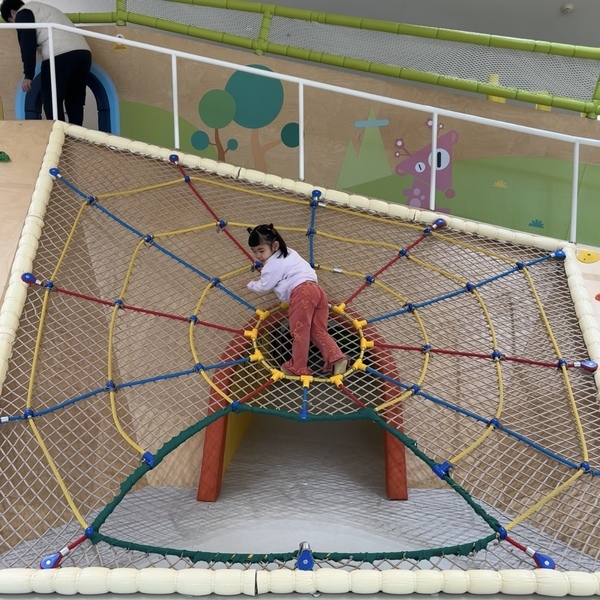 【子連れ韓国】いま東大門DDPが熱い！大型遊具からワークショップまで充実の大型キッズカフェ「dikidiki」 | HugMug