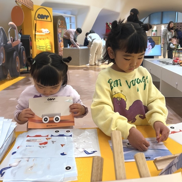 【子連れ韓国】いま東大門DDPが熱い！大型遊具からワークショップまで充実の大型キッズカフェ「dikidiki」 | HugMug