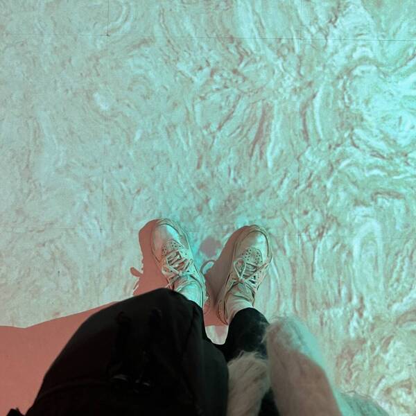 歩くと動く！？心臓の音が聞こえる！？新宿の穴場アートスポット「ICC」が子連れおでかけに超おすすめ | HugMug