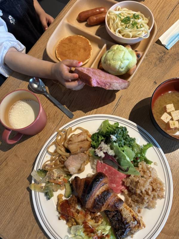 【0・2歳と行く冬の沖縄①】航空券4人で5万円！？冬の沖縄×連泊特典で叶えるコスパ最強の子連れ旅 | HugMug