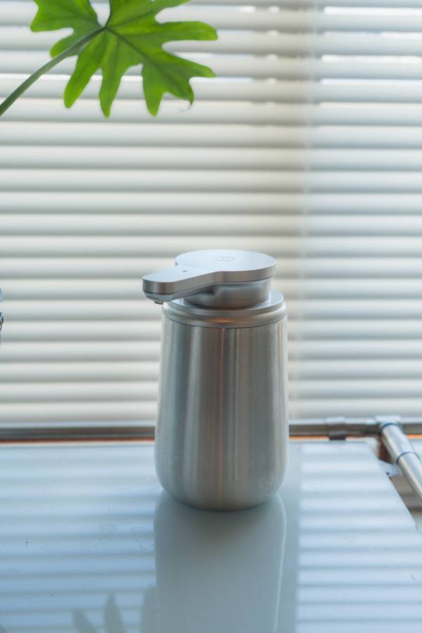 便利なのに生活感ゼロ！インテリアデザイナーが買ってよかったお助けアイテム4選 | HugMug