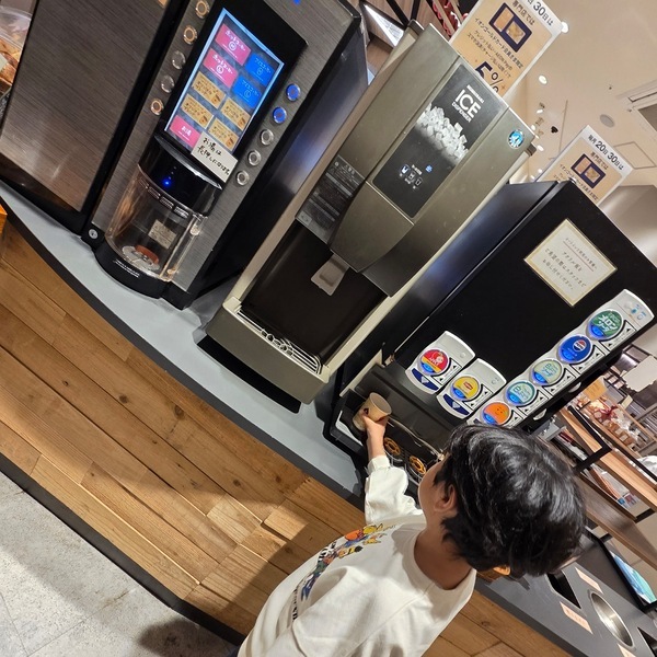 パン好き必見！ANTIQUEのパン食べ放題モーニングがめっちゃお得！！ | HugMug