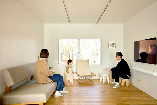 センスのいい家族が暮らす家【vol.22.余白を残す家・小山翔平さん、紬さん邸】 | HugMug