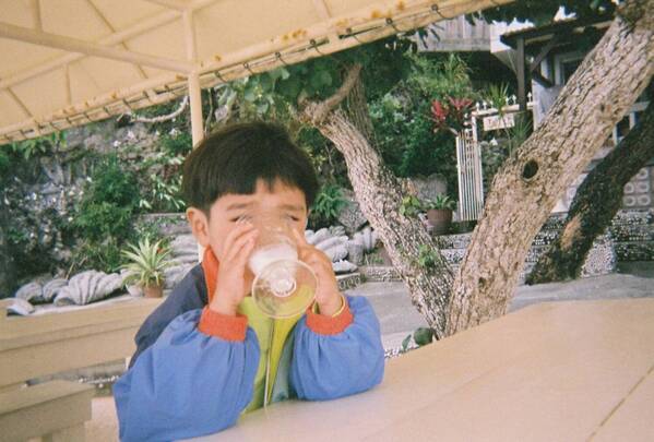 平成レトロで再ブーム！子連れ旅行に「写ルンです」がおすすめな理由 | HugMug