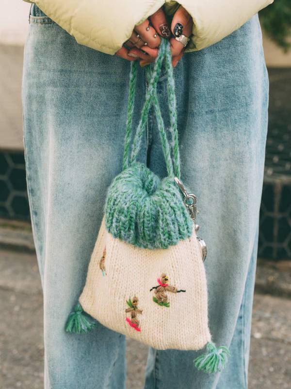 今年のダウンはカラフル＆ショート丈が旬！ブランドをチェック | HugMug