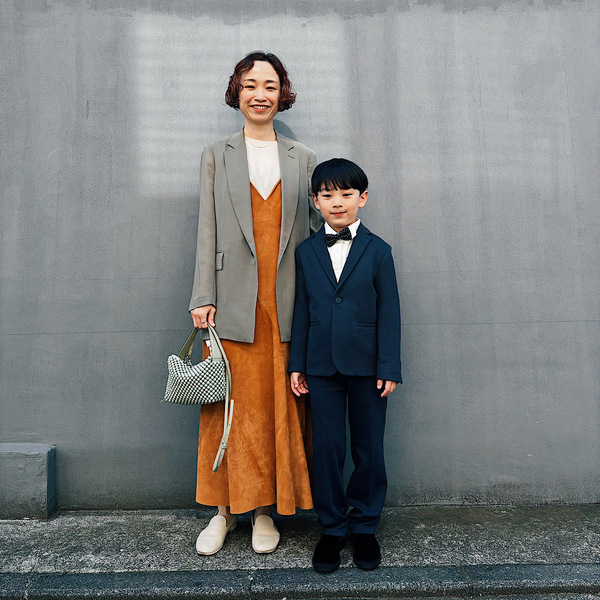 保育園の卒園式は頑張りすぎないフォーマルが正解！子供は【ZARA】・親は手持ち服で整えるコーデ | HugMug