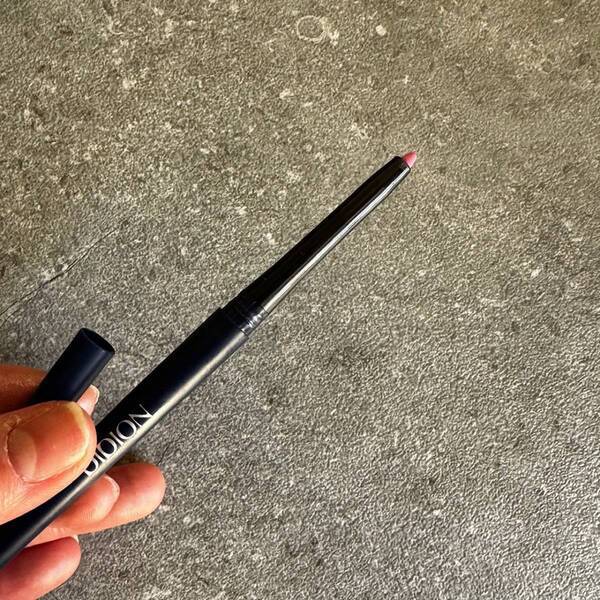 アイライナーからリップまで【DIDION】の人気コスメを正直レビュー | HugMug