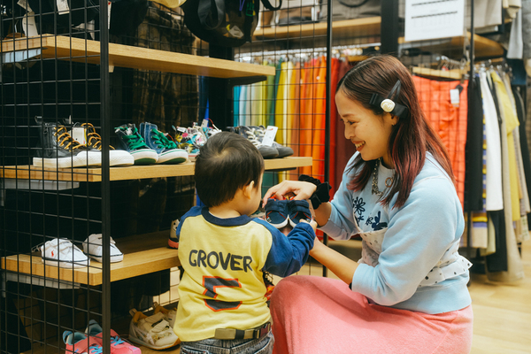 親子セカスト！　買い物上手の目利きママのショッピングに密着！ | HugMug