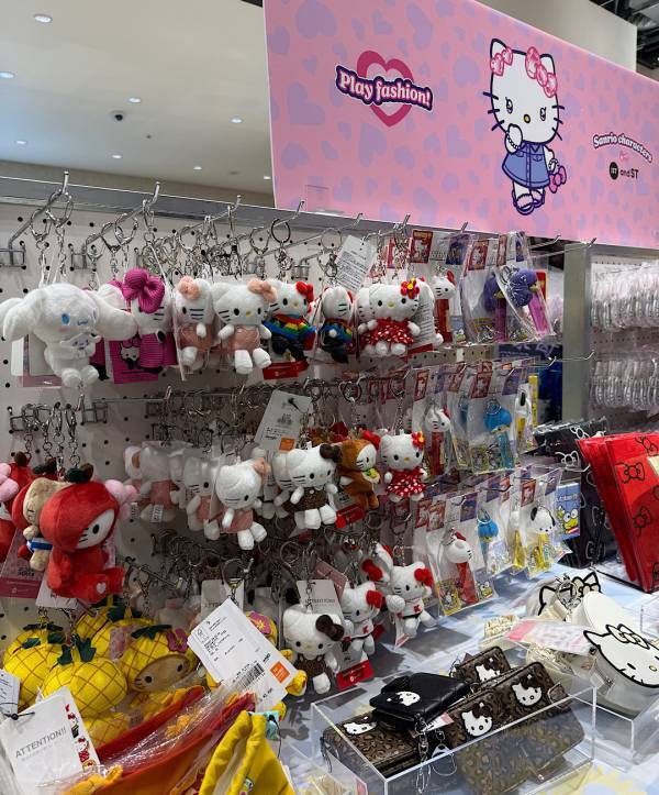 全部欲しい！ and ST×サンリオ第7弾コラボ商品が可愛すぎる！原宿で先行販売も！ | HugMug