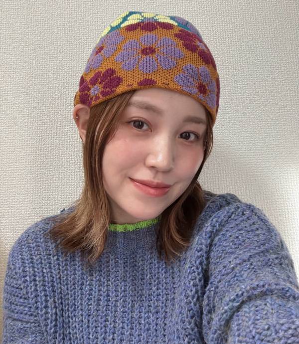 春夏コーデのアクセントに！【CA4LA】の花柄ニット帽がおすすめ | HugMug