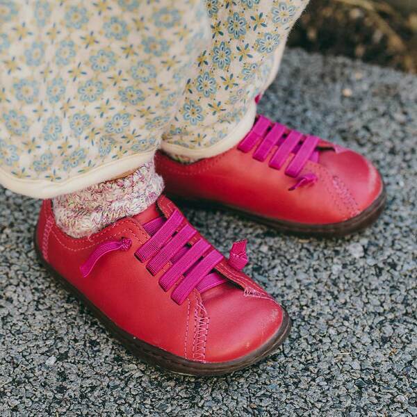 ヴィヴィットカラー×古着！今年の春にチャレンジしたいレイヤードコーデ術 | HugMug