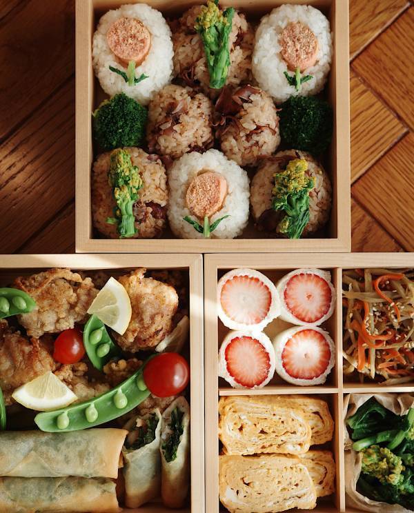 楽天で購入！【木製三段重箱】は詰めるだけで映え！お花見やピクニックにおすすめ | HugMug