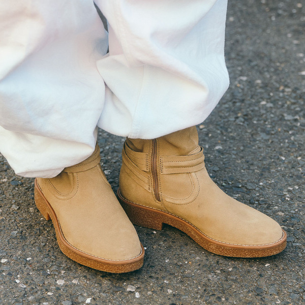 冬から引き続き人気のレースキャミ！春は「甘×辛」ミックスでチラ見せが◎ | HugMug