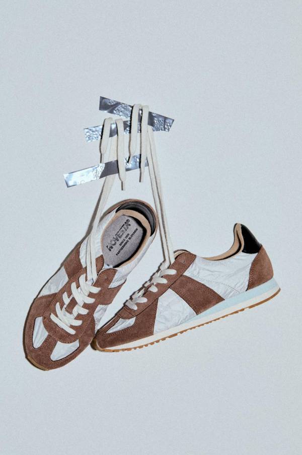 春色でアップデート！【新作カラースニーカー10選】 | HugMug