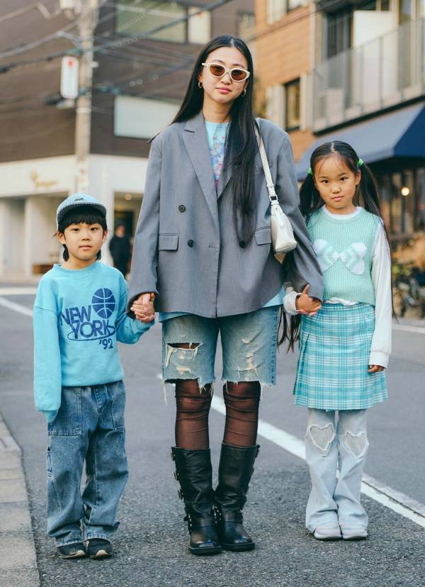 春はグレージャケットが気分！シアー素材のレギンスあわせが今年っぽい | HugMug