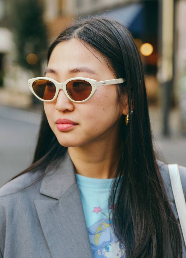 春はグレージャケットが気分！シアー素材のレギンスあわせが今年っぽい | HugMug