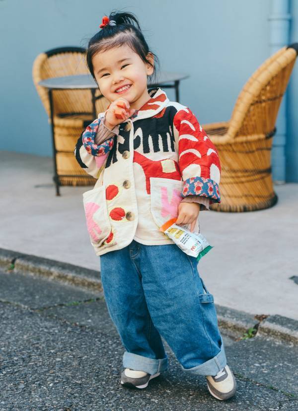 デニム×春色が可愛い！スパイシーな小物使いでグッとしめるコーデ術は必見 | HugMug