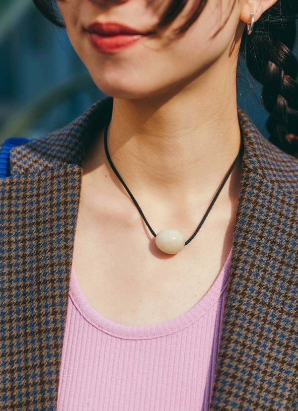 おしゃれ過ぎるファミリー見つけた！ヴィンテージテイストに差し色が効いてる上級コーデ | HugMug