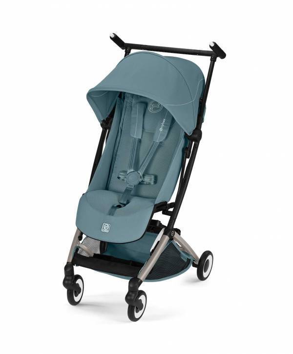 育児グッズもファッションの一部！【ベビーカー×春のファミリースタイル】 | HugMug